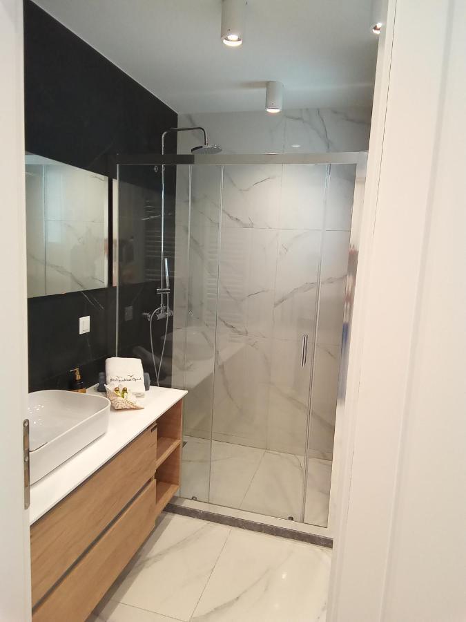 Boutique Apart فولوس المظهر الخارجي الصورة